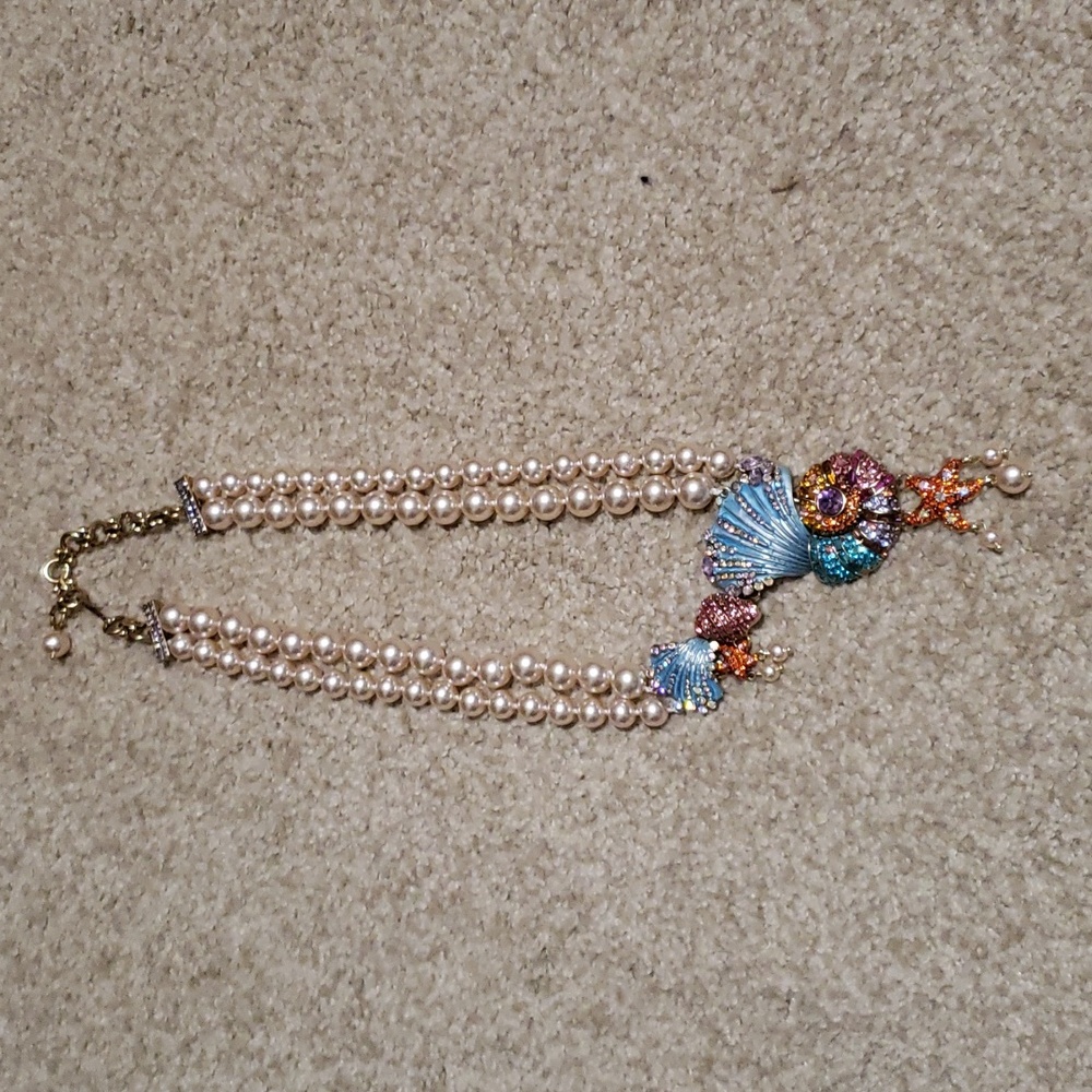 Rhinestone Shells And Pearl Statement Necklace-Ne… - image 1